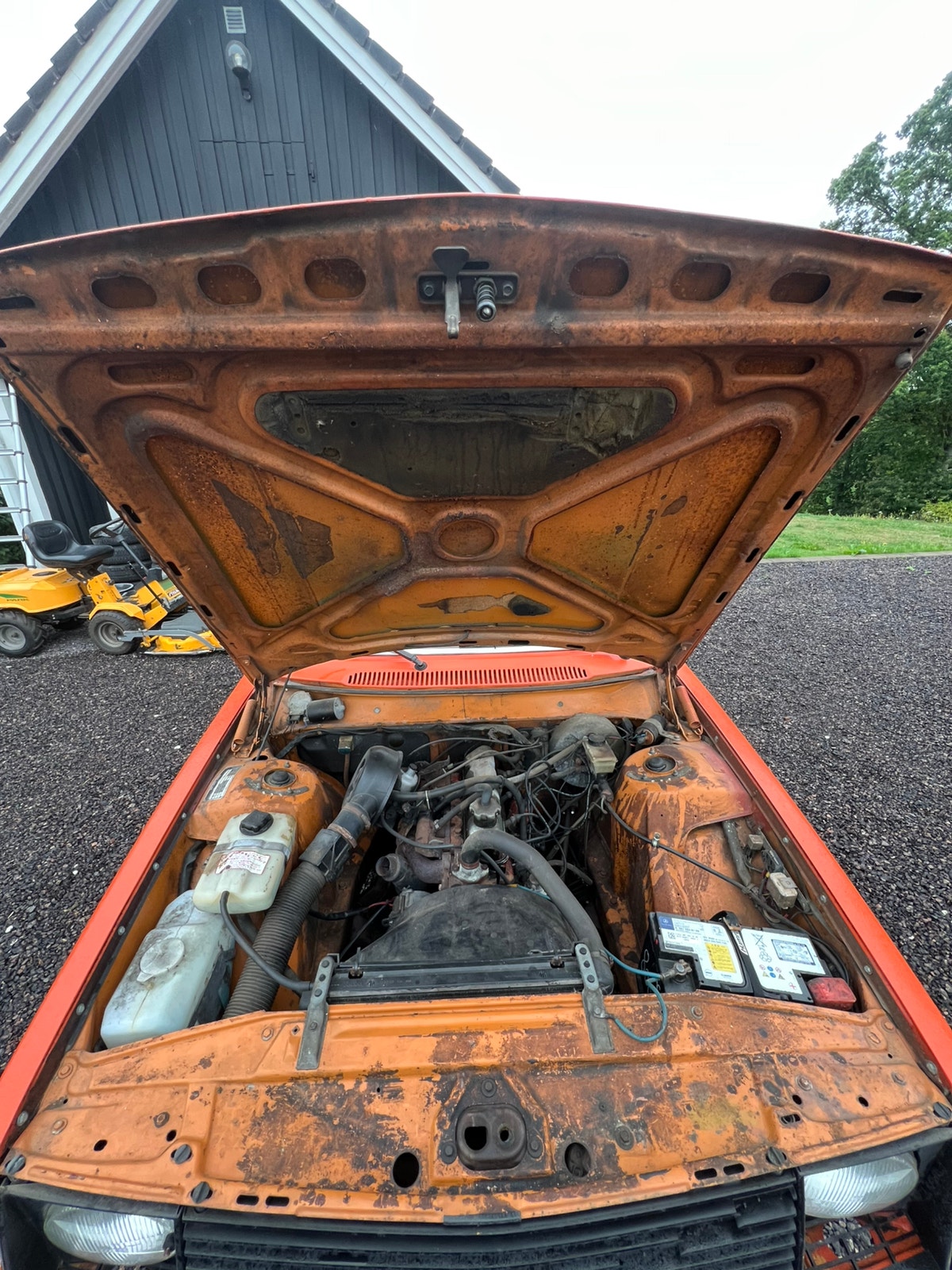 Volvo 242 2.0 Manual, 82hp, 1975