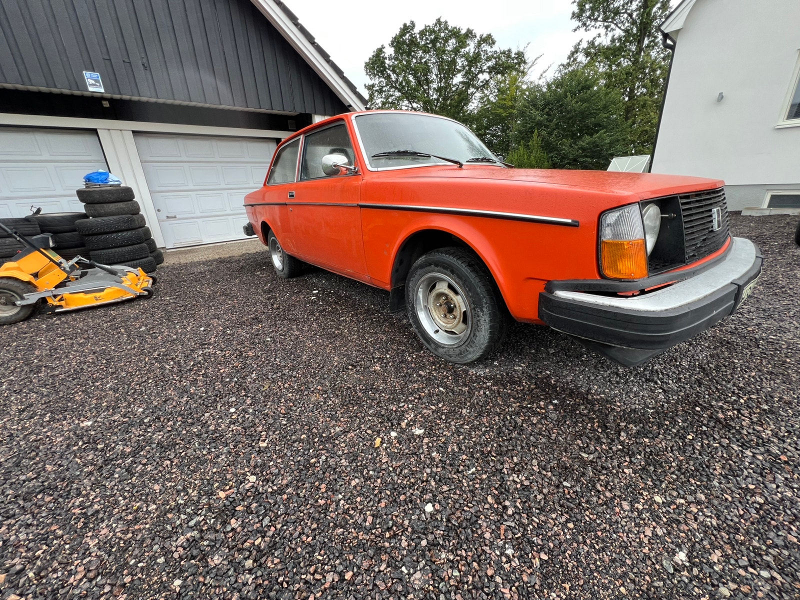 Volvo 242 2.0 Manual, 82hp, 1975