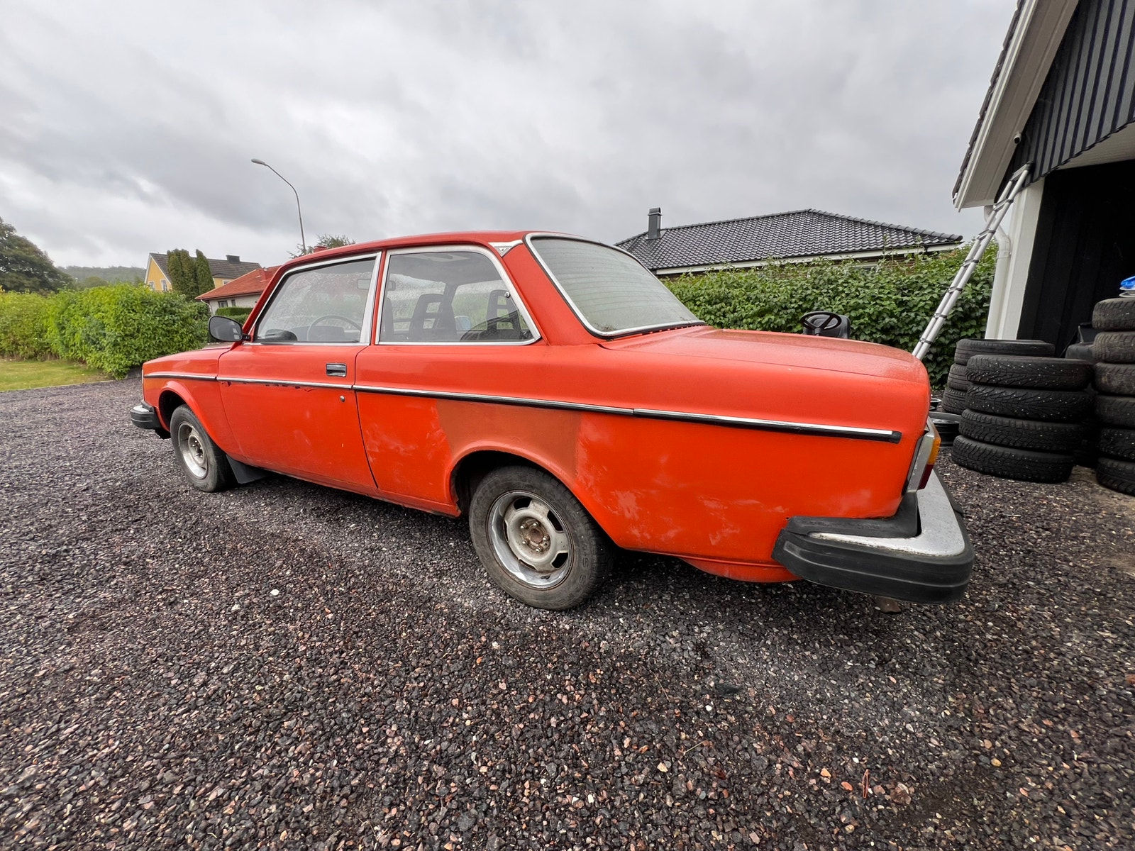 Volvo 242 2.0 Manual, 82hp, 1975