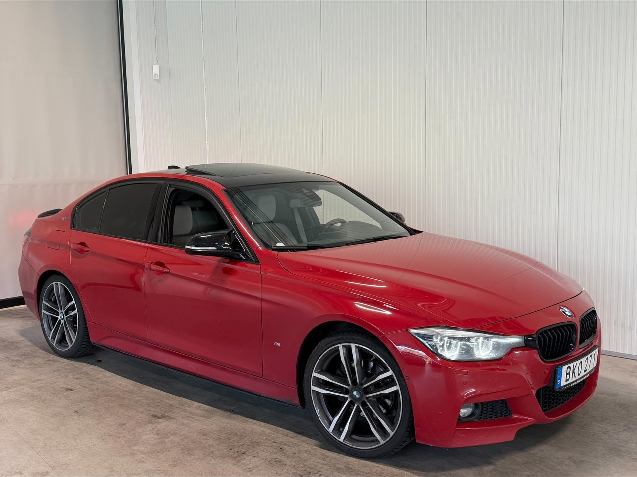 BMW 330e Sedan Steptronic, 252hk, 2018
