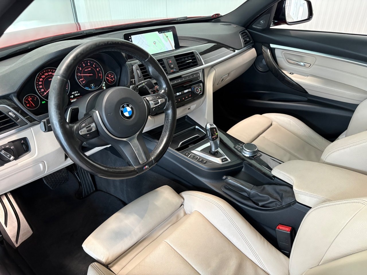 BMW 330e Sedan Steptronic, 252hk, 2018