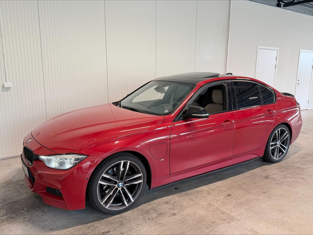 BMW 330e Sedan Steptronic, 252hk, 2018