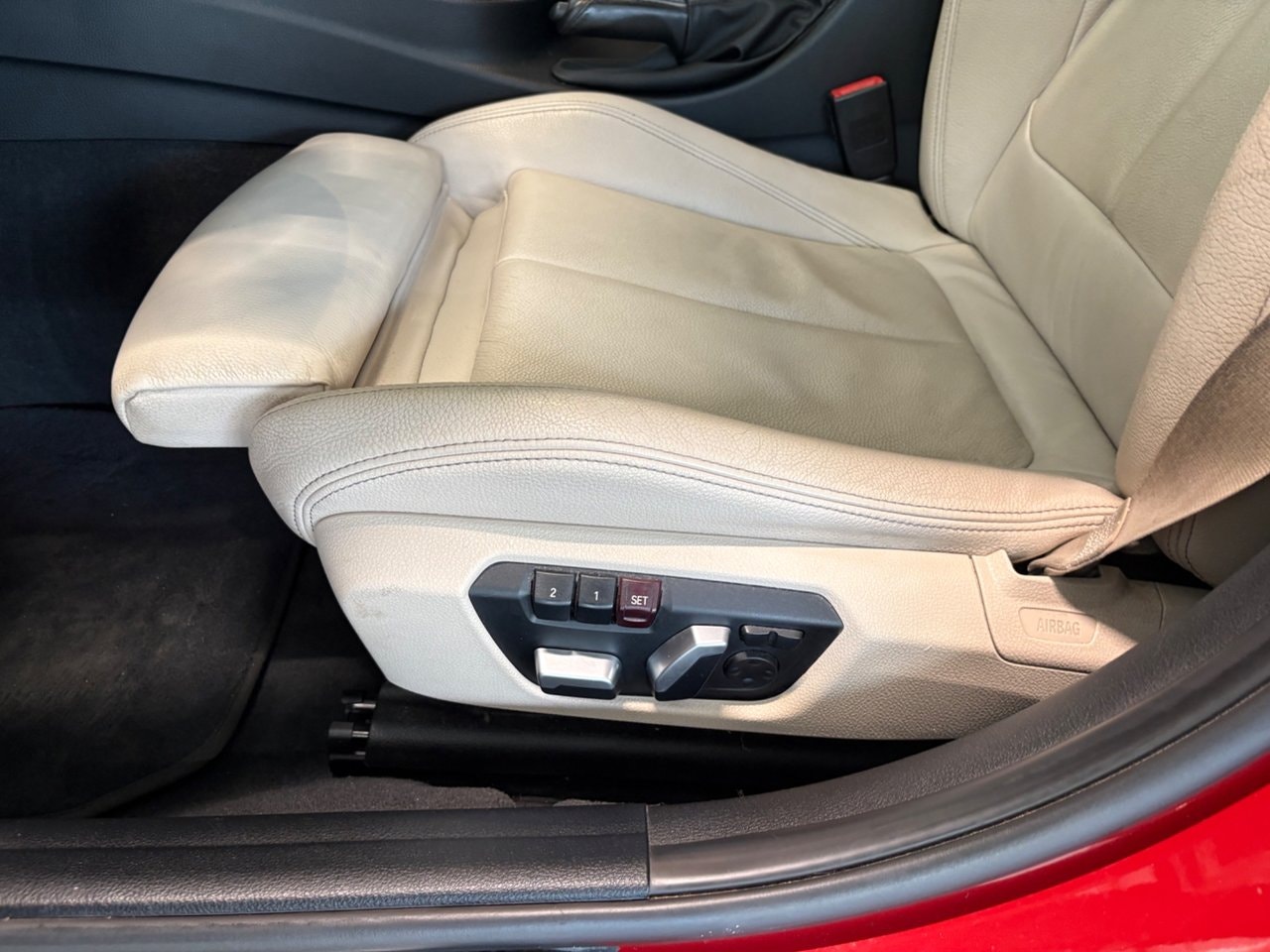 BMW 330e Sedan Steptronic, 252hk, 2018