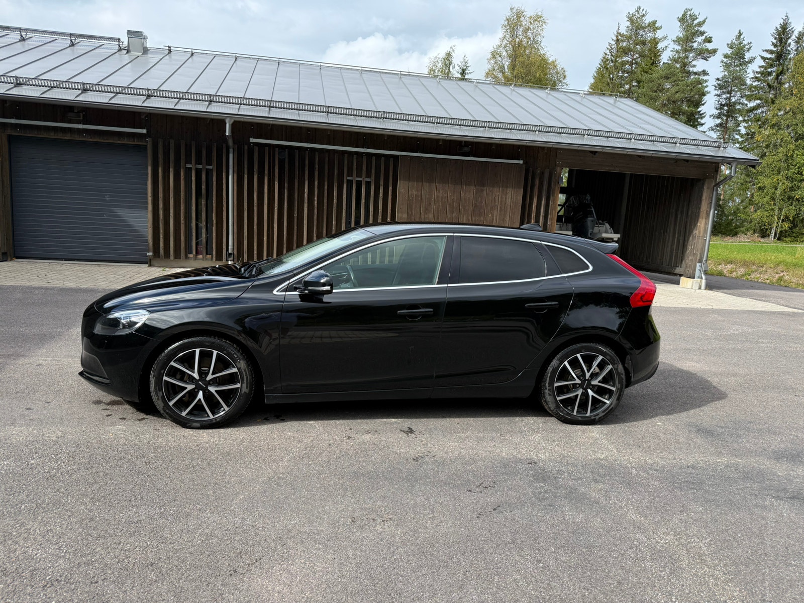 Volvo V40 D3 Manual, 6-trins, 150ps, 2013
