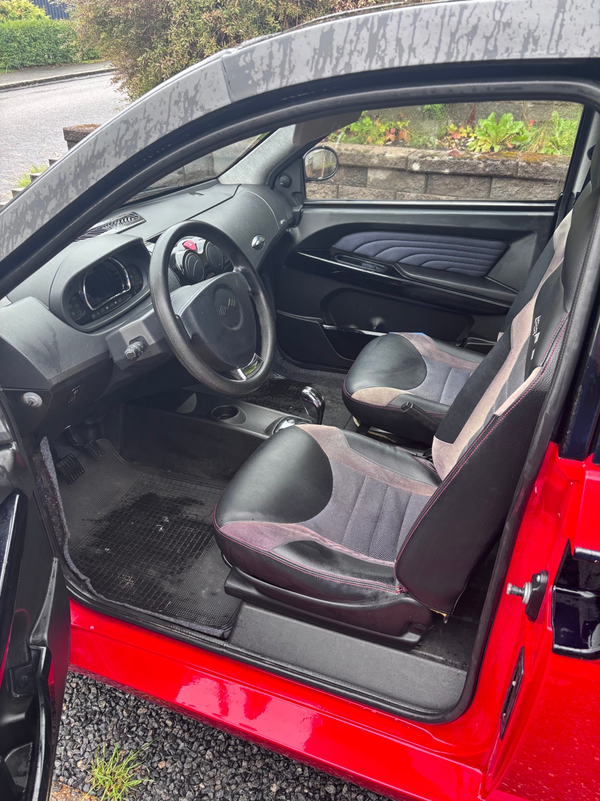 Ligier Ixo 0.4 DCI CVT, 5ps, 2012