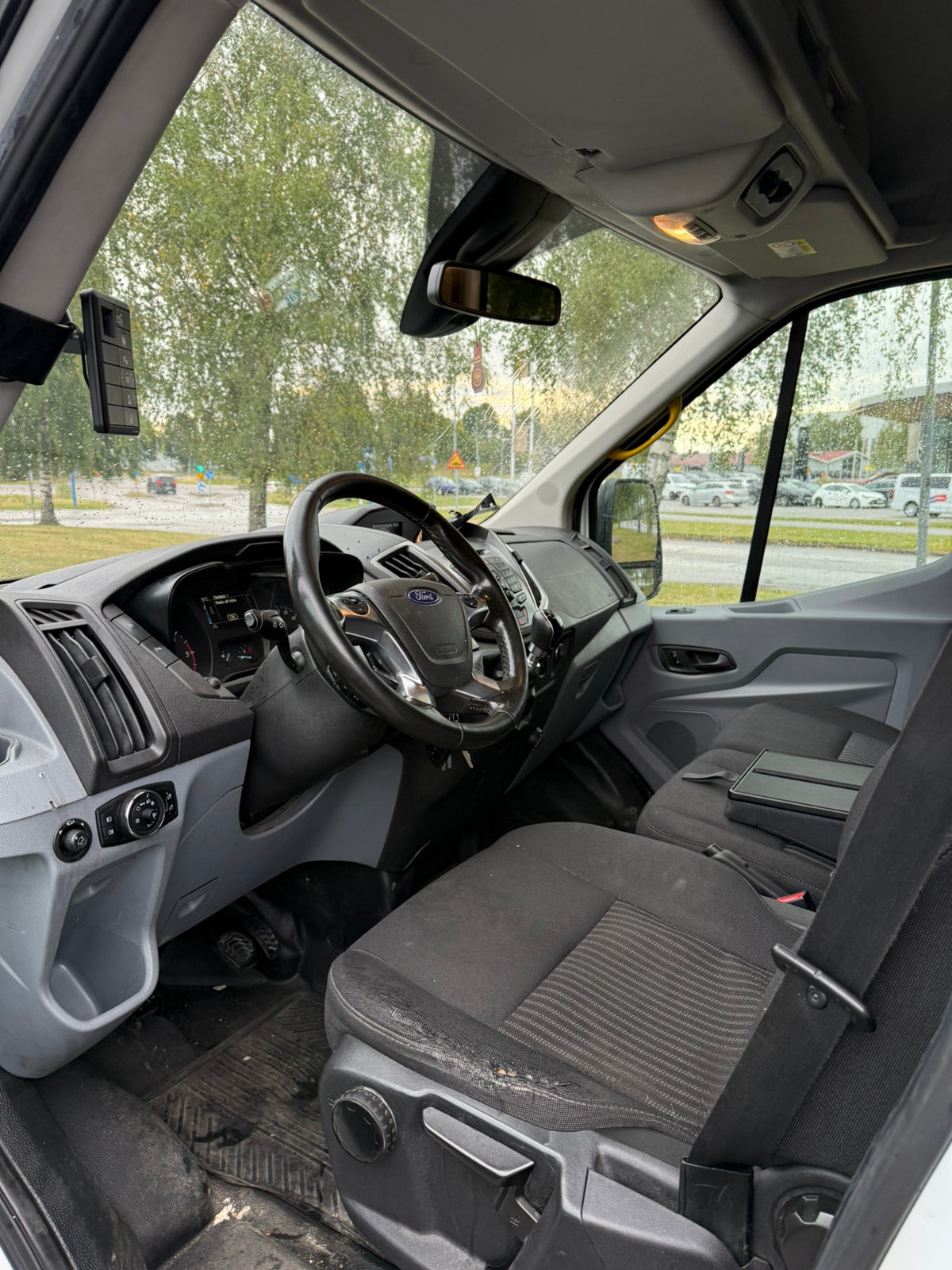 Ford Transit 350 Combi 2.0 TDCi Manual, 130hp, 2018