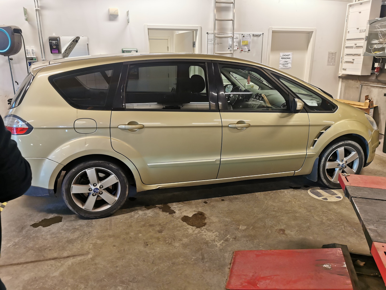 Ford S-MAX 2.0 Manual, 5-trins, 145ps, 2007