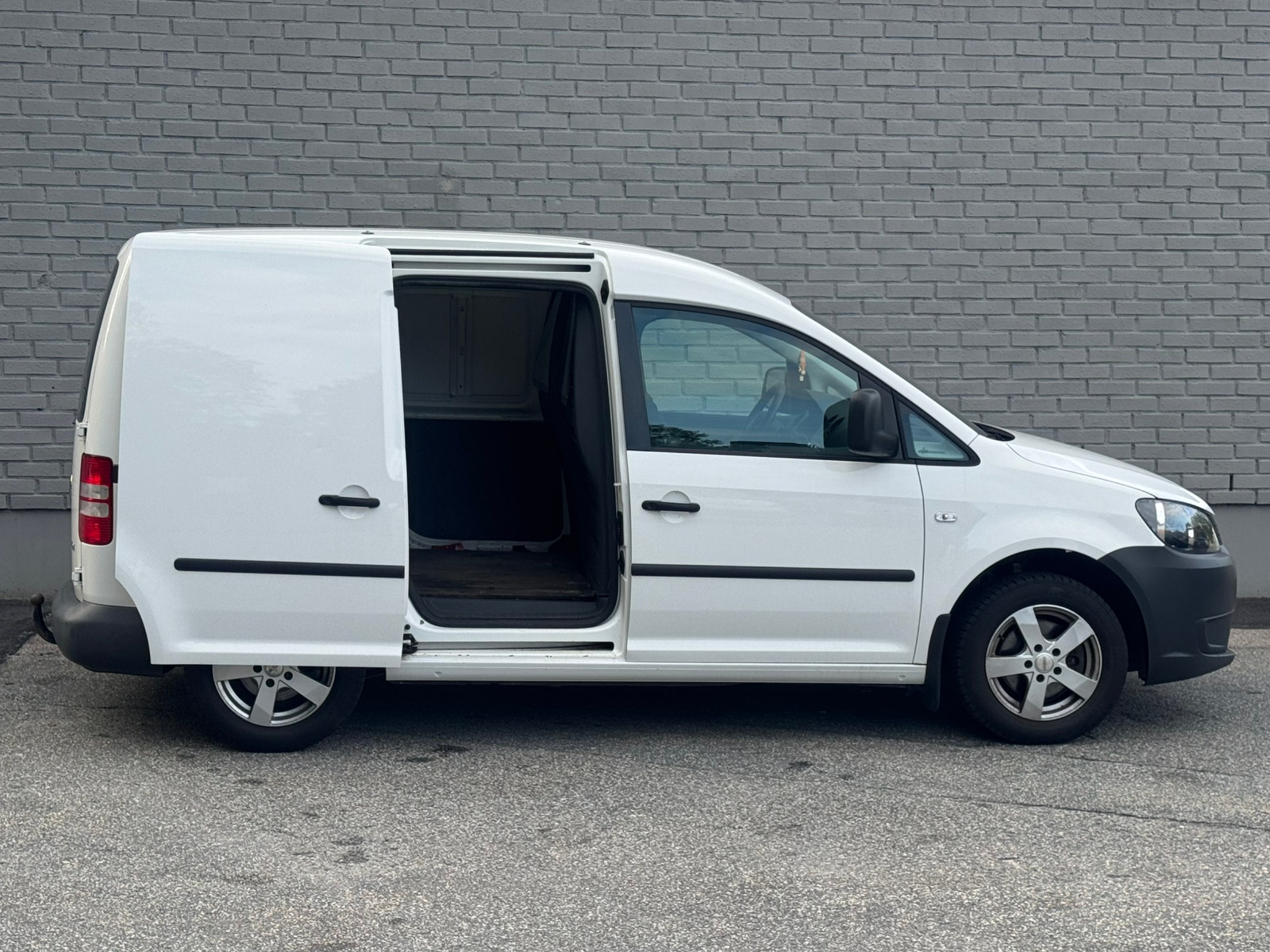 Volkswagen Caddy Panel Van 1.6 TDI DPF DSG Sequential, 102hp, 2011