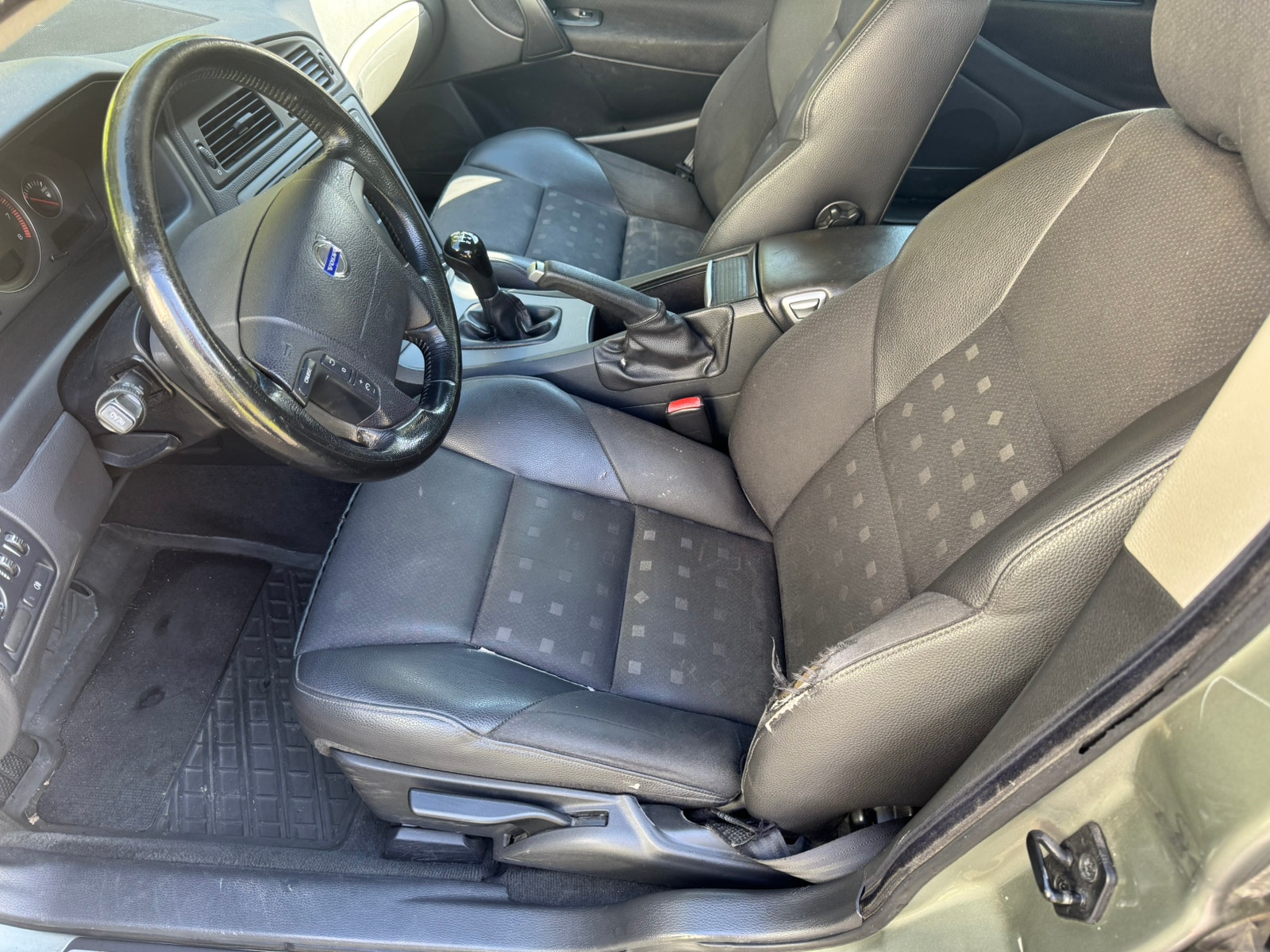 Volvo V70 2.4 Manual, 140hp, 2006