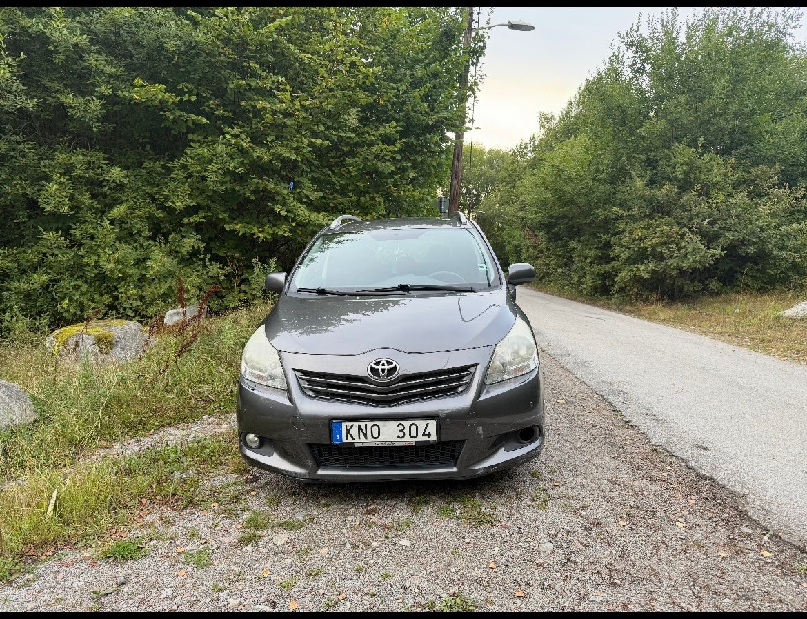 Toyota Verso 1.8 Valvematic Multidrive S, 147ps, 2012