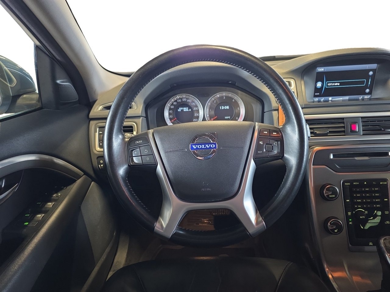 Volvo V70 D2 Powershift 6, 6-trins, 115ps, 2013