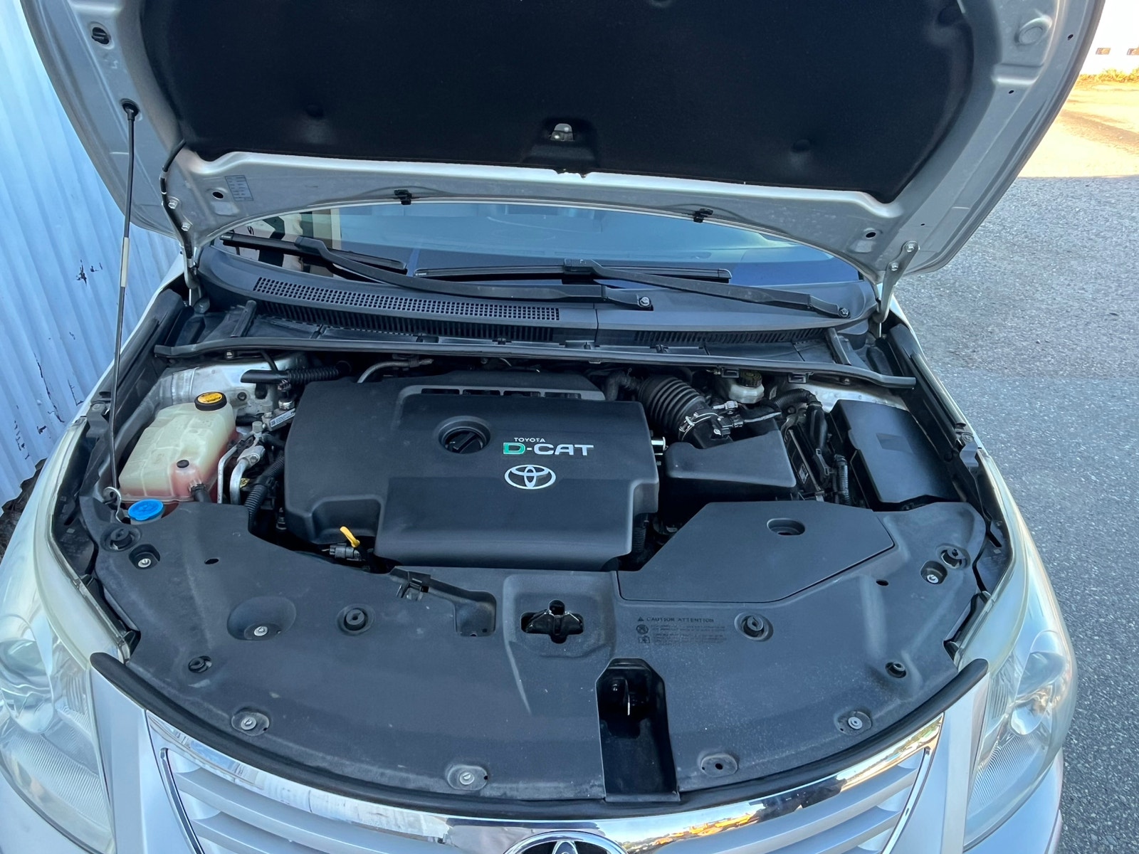 Toyota Avensis Combi 2.2 D-4D Automatic, 150hp, 2010