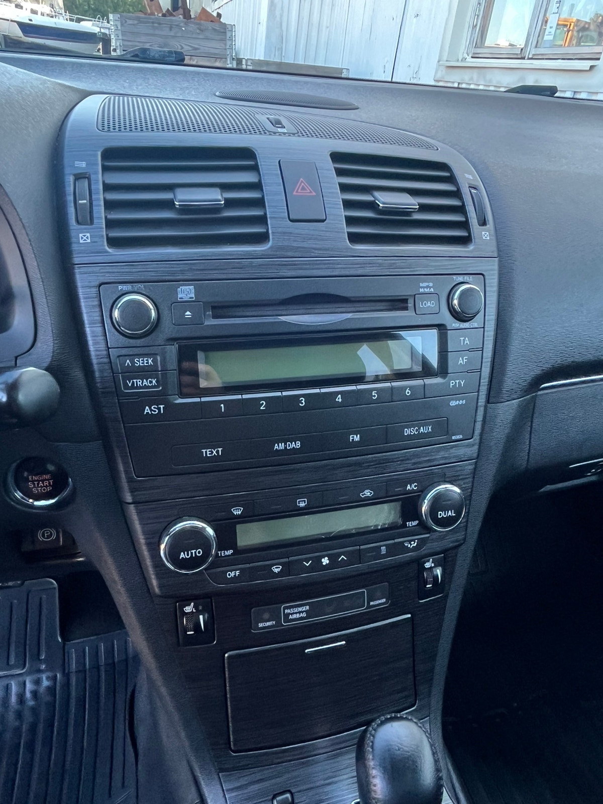 Toyota Avensis Combi 2.2 D-4D Automatic, 150hp, 2010