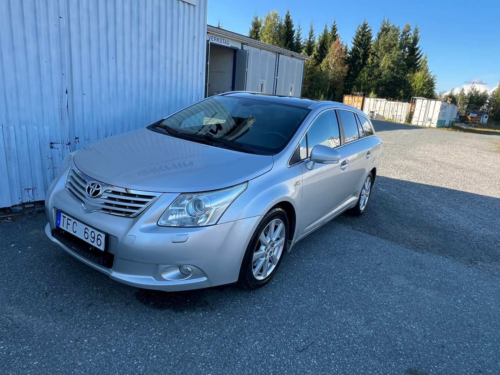 Toyota Avensis Combi 2.2 D-4D Automatic, 150hp, 2010