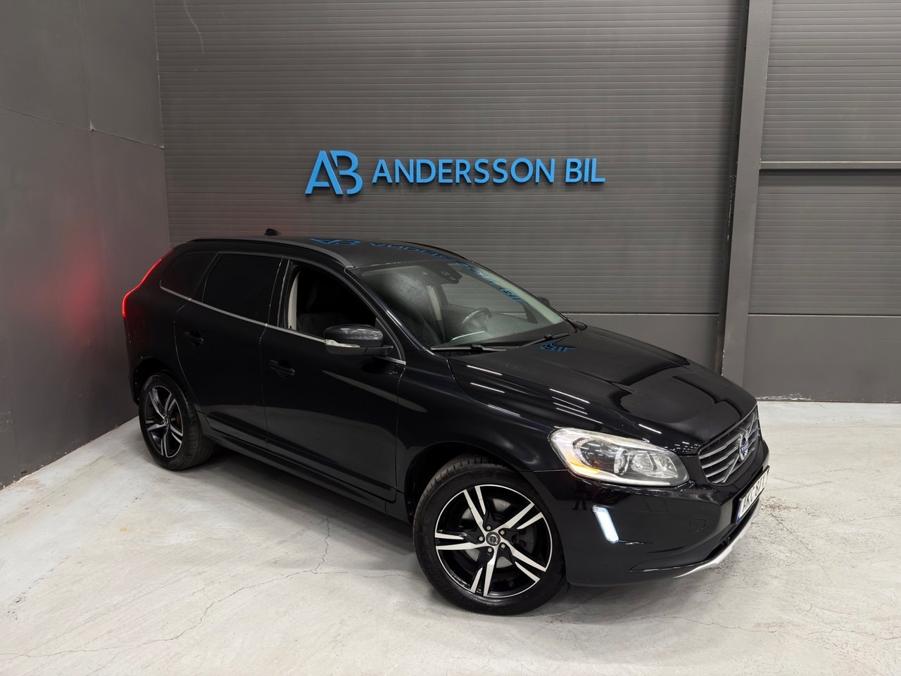 Volvo XC60 181 л.с.