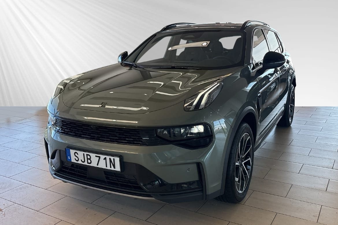 Lynk & Co 01 280 л.с.