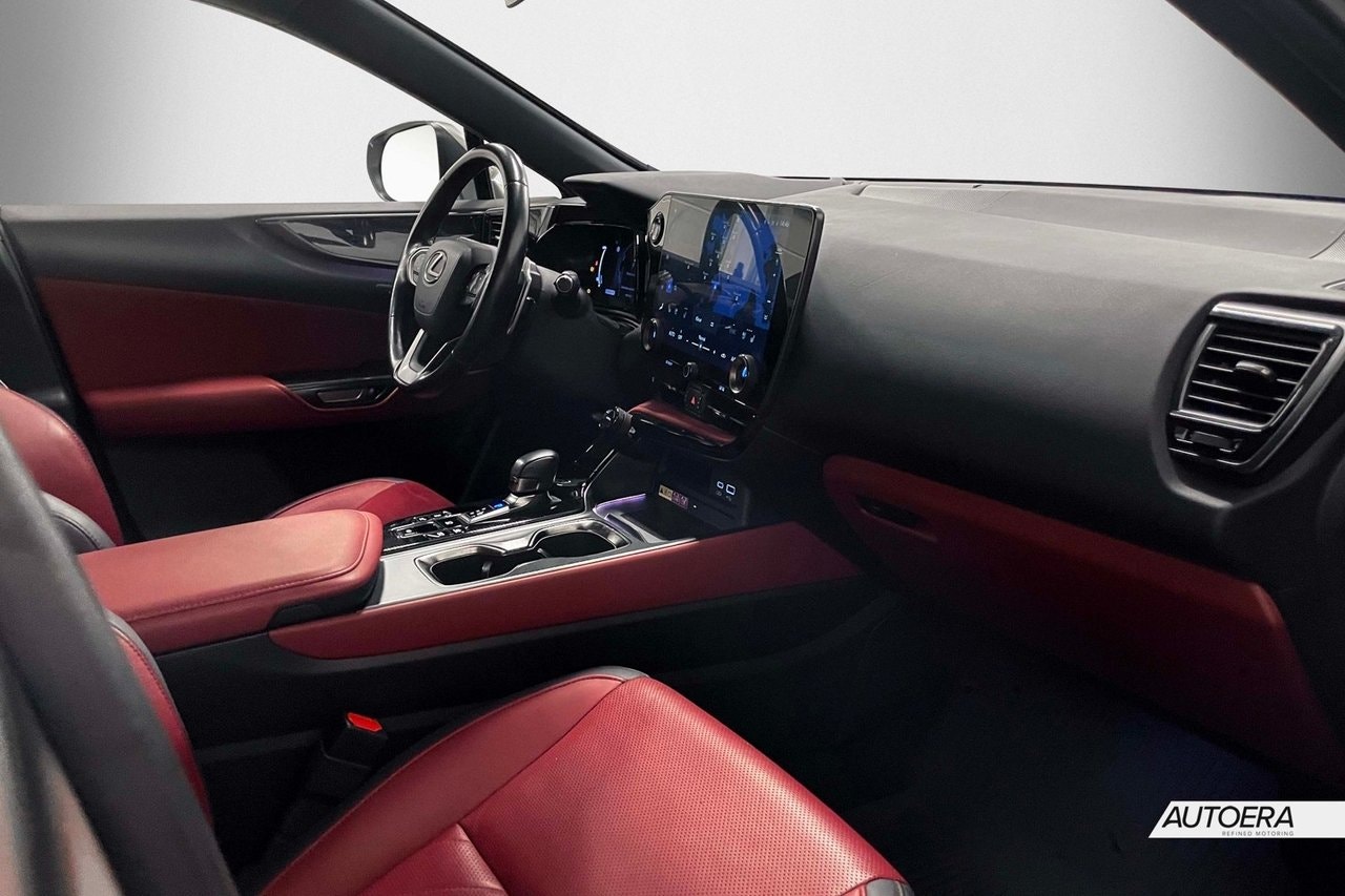 Lexus NX 450h+ E-CVT, 309hp, 2024