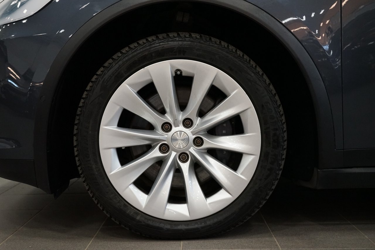 Tesla Model X 100D, 423ps, 2017