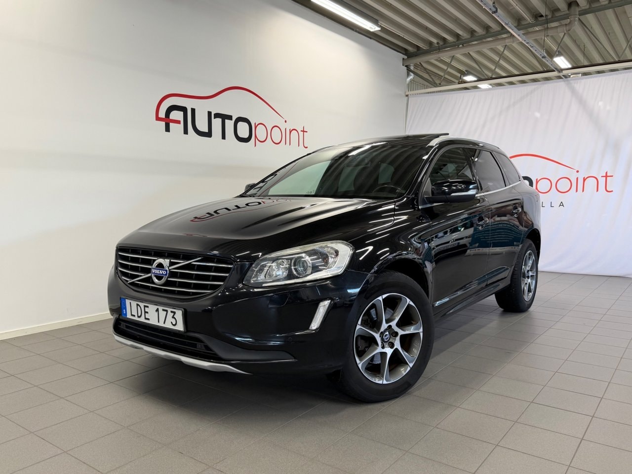 Volvo XC60 190 л.с.