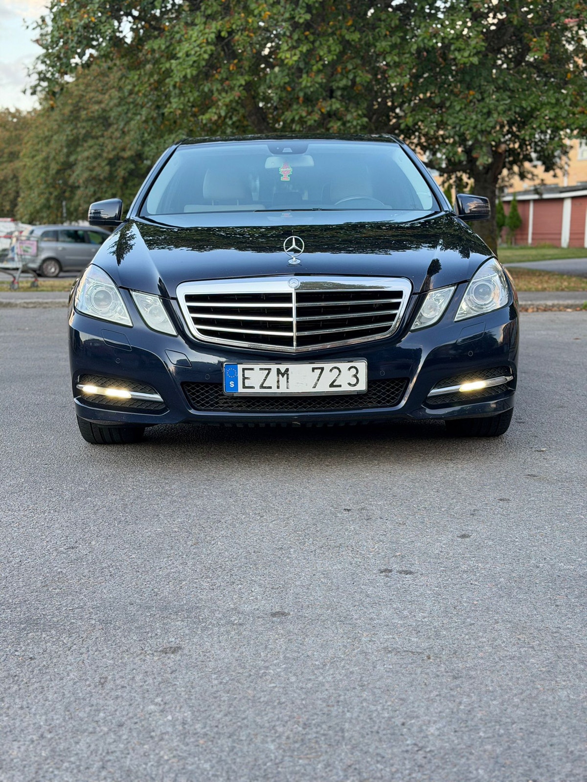 Mercedes-Benz E 250 BlueEFFICIENCY 5G-Tronic, 204hp, 2011