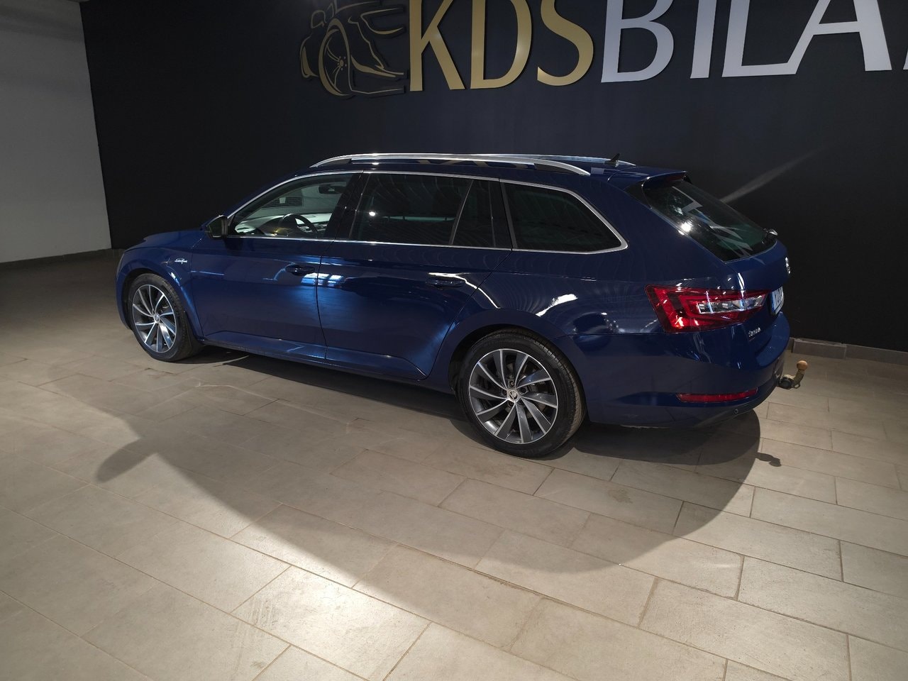 Škoda Superb Combi 2.0 TDI 4x4 SCR DSG Sequential, 6-trins, 190ps, 2016