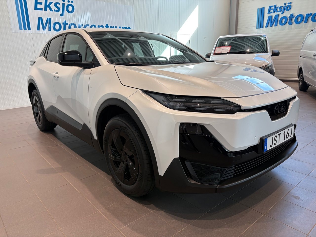 Subaru Uncharted Standard Range 57.7 kWh, 224ps, 2026