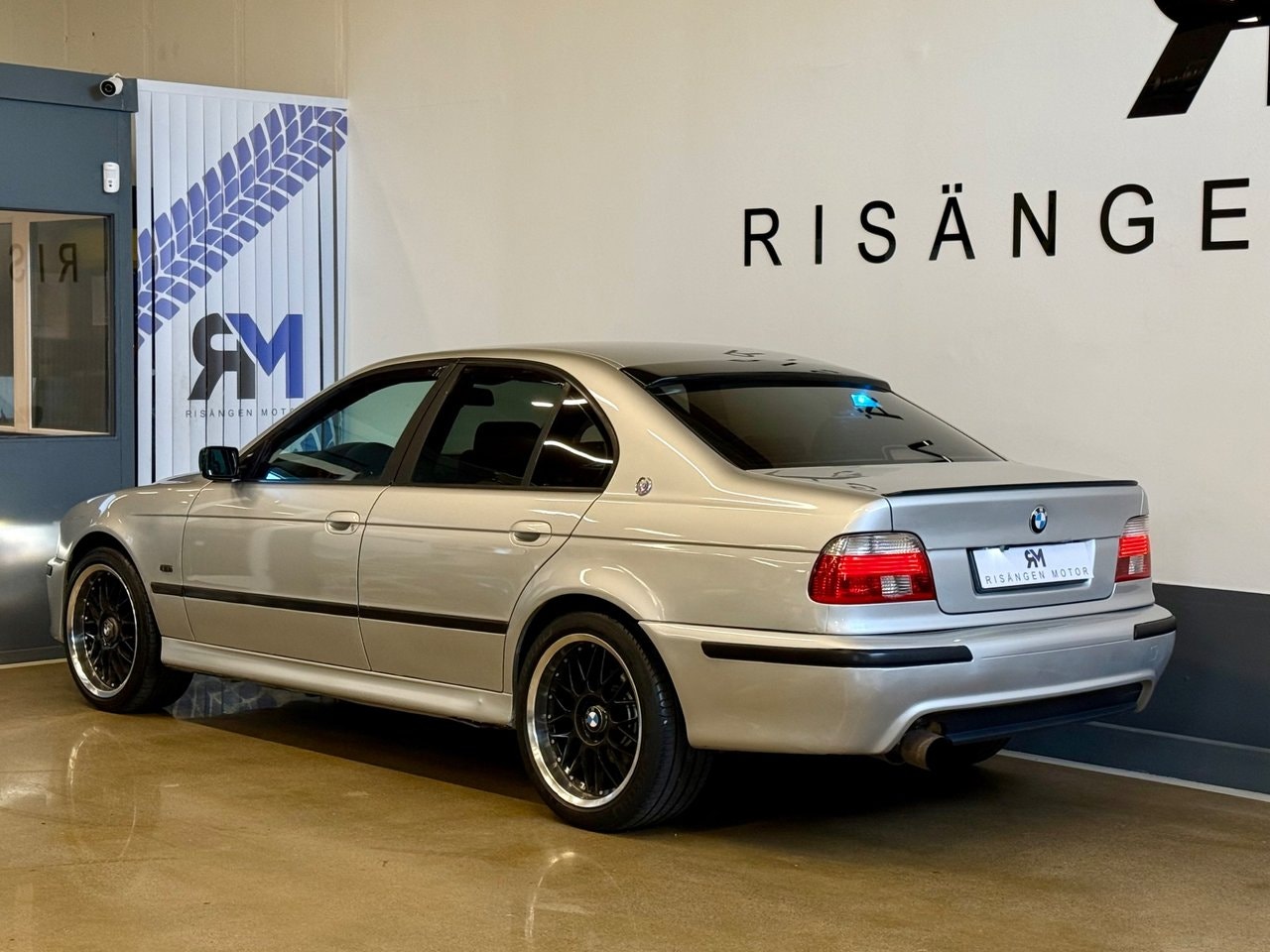 BMW 525i Sedan Automatic, 5-trins, 192ps, 2003