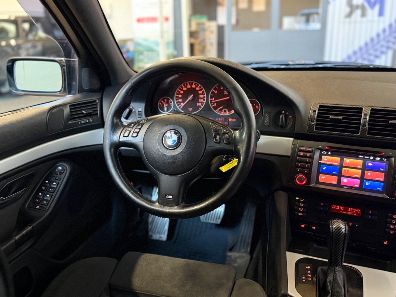 BMW 525i Sedan Automatic, 5-trins, 192ps, 2003