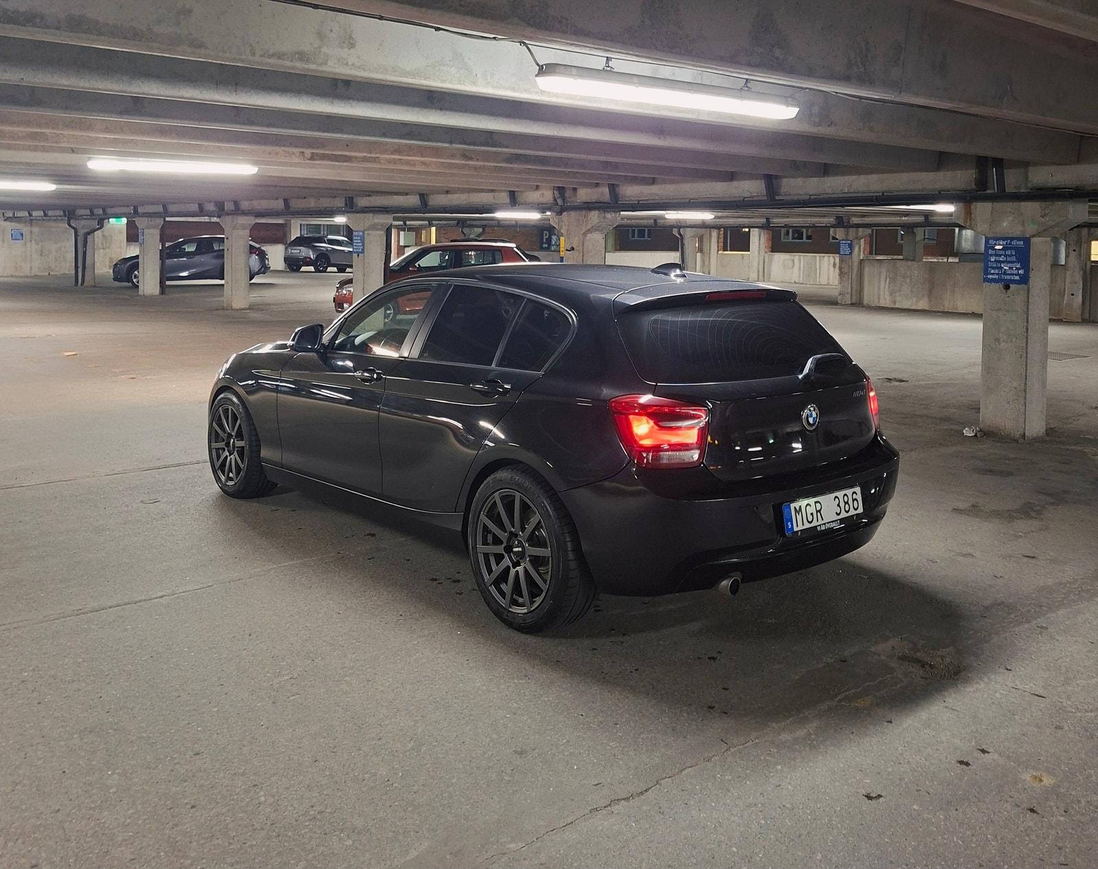 BMW 118d 5-door Steptronic, 143hp, 2012