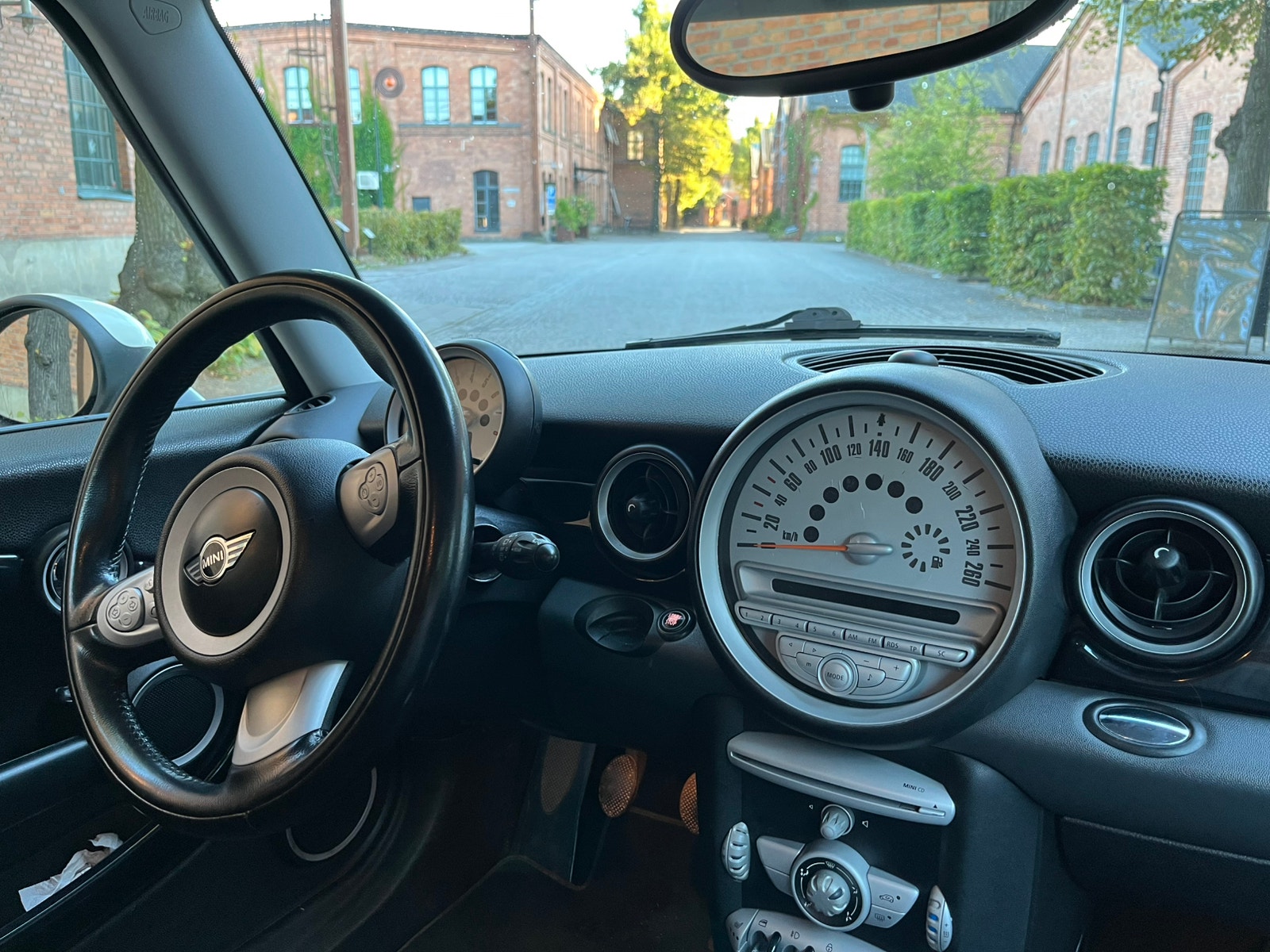 MINI One Manual, 6-trins, 75ps, 2010