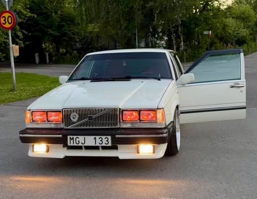 Volvo 740 2.3 Automatic, 112hp, 1986