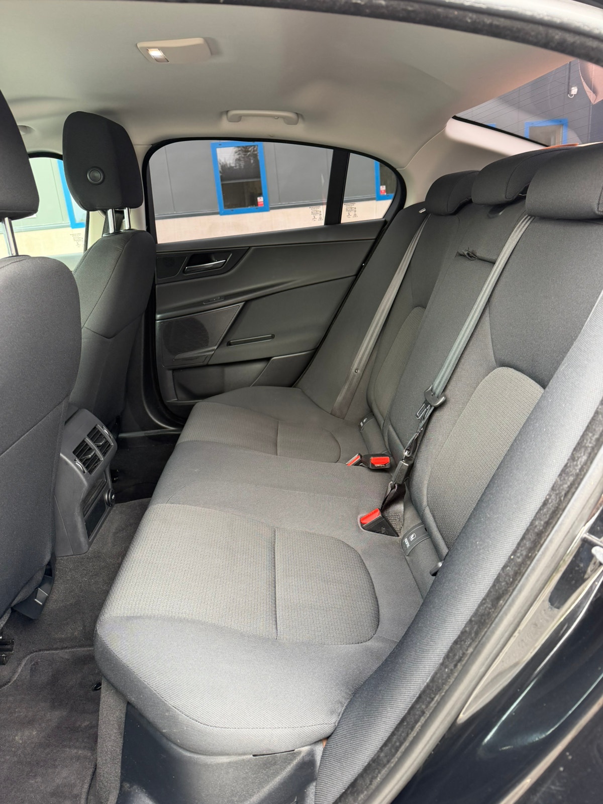 Jaguar XE 20d Automatic, 8-trins, 180ps, 2016