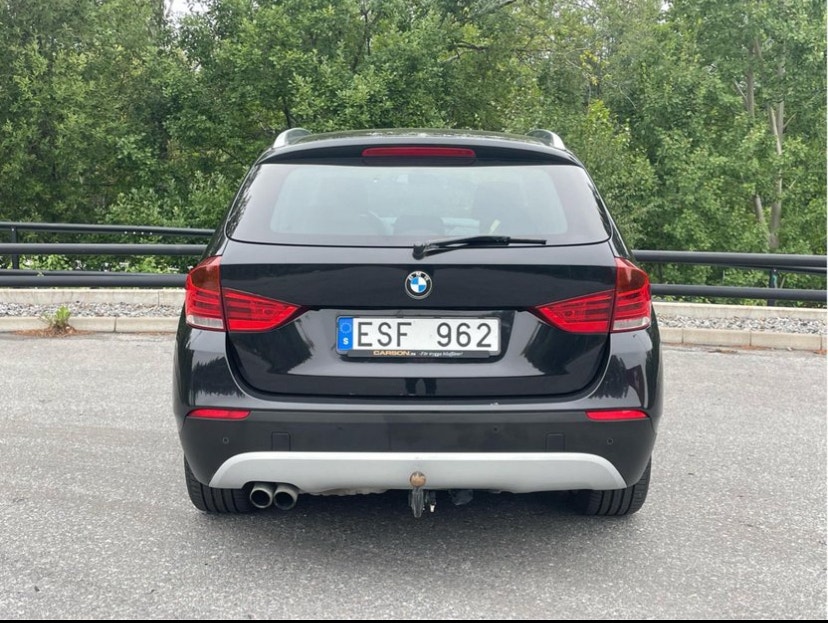 BMW X1 xDrive25i Steptronic, 218hp, 2011