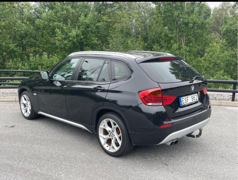 BMW X1 xDrive25i Steptronic, 218hp, 2011
