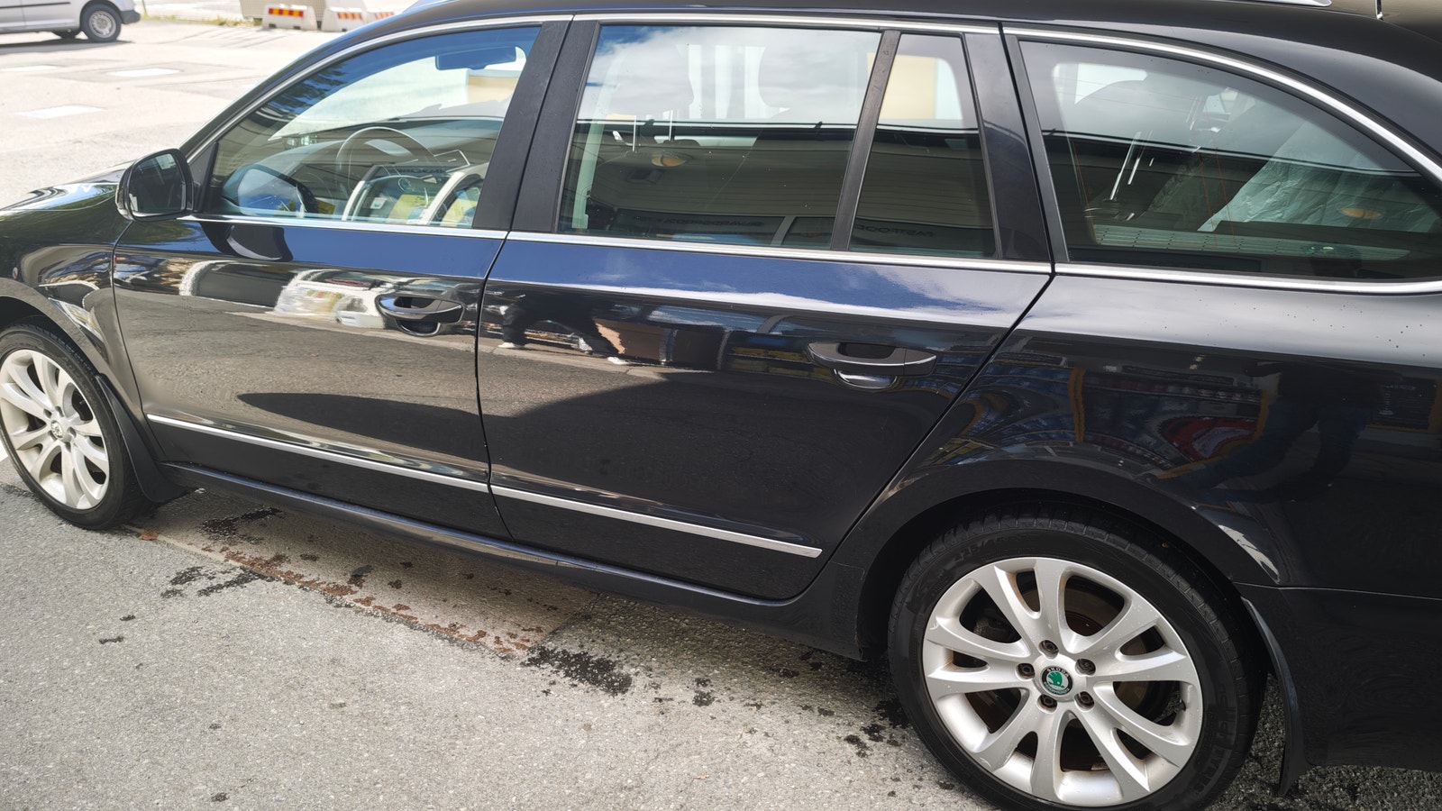 Škoda Superb Combi 2.0 TDI DSG Sequential, 140hp, 2012
