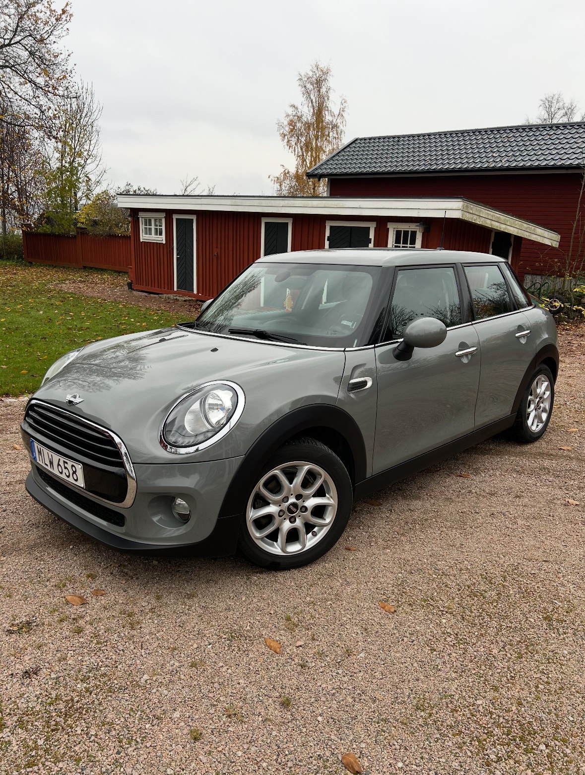 MINI Cooper 5-door Automatic, 6-trins, 136ps, 2018