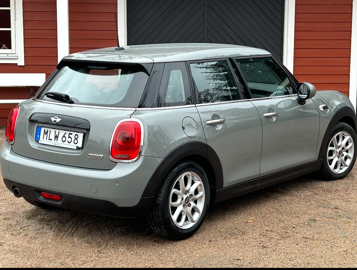 MINI Cooper 5-door Automatic, 6-trins, 136ps, 2018