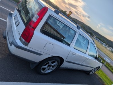Volvo V70 2.4 Automatic, 5-trins, 140ps, 2002