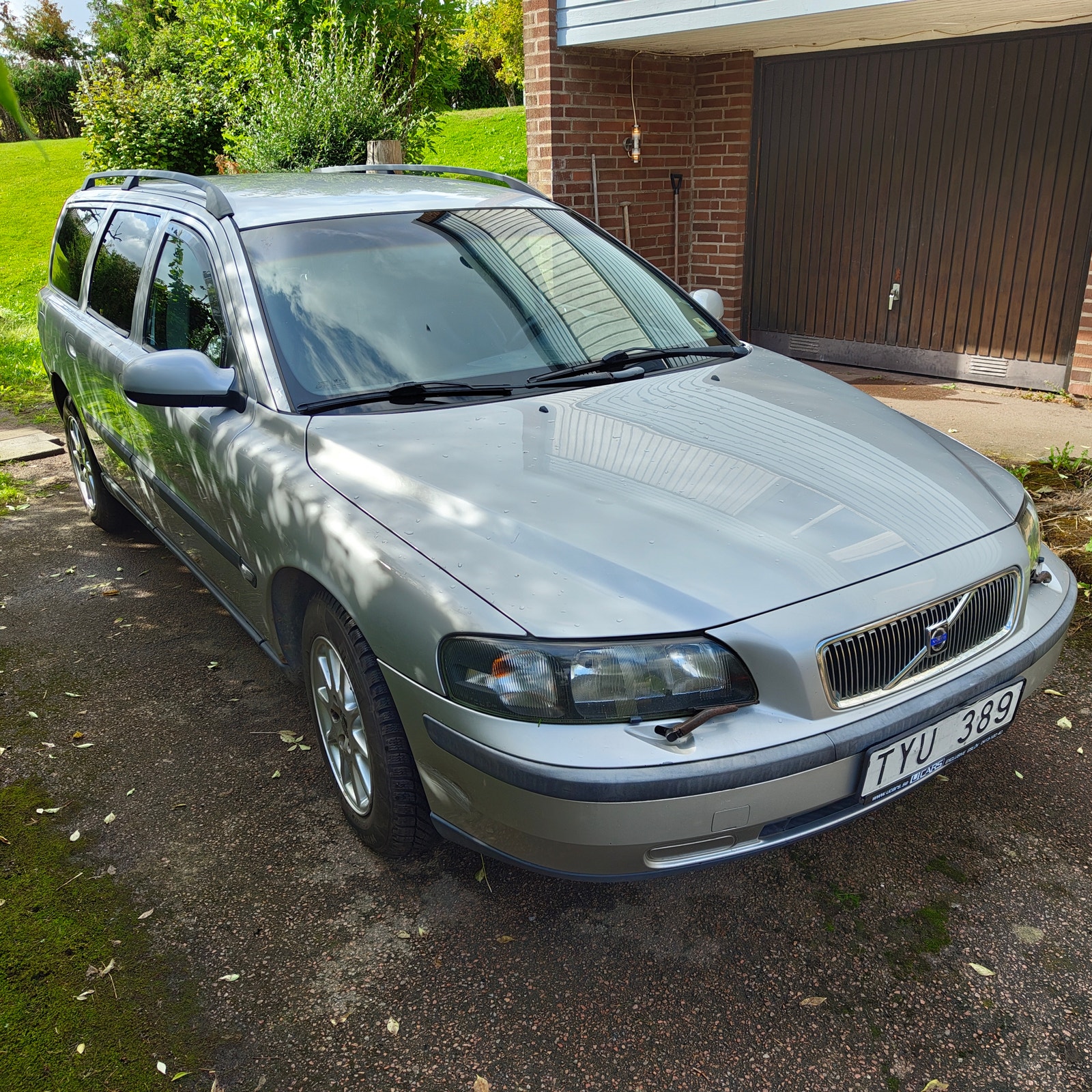 Volvo V70 2.4 Manual, 5-trins, 140ps, 2003