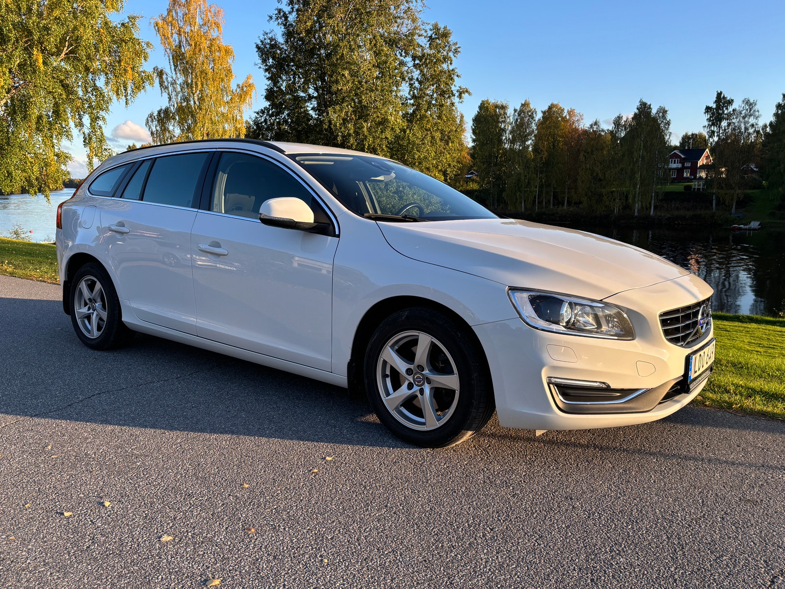 Volvo V60 D3 Manual, 6-trins, 150ps, 2016