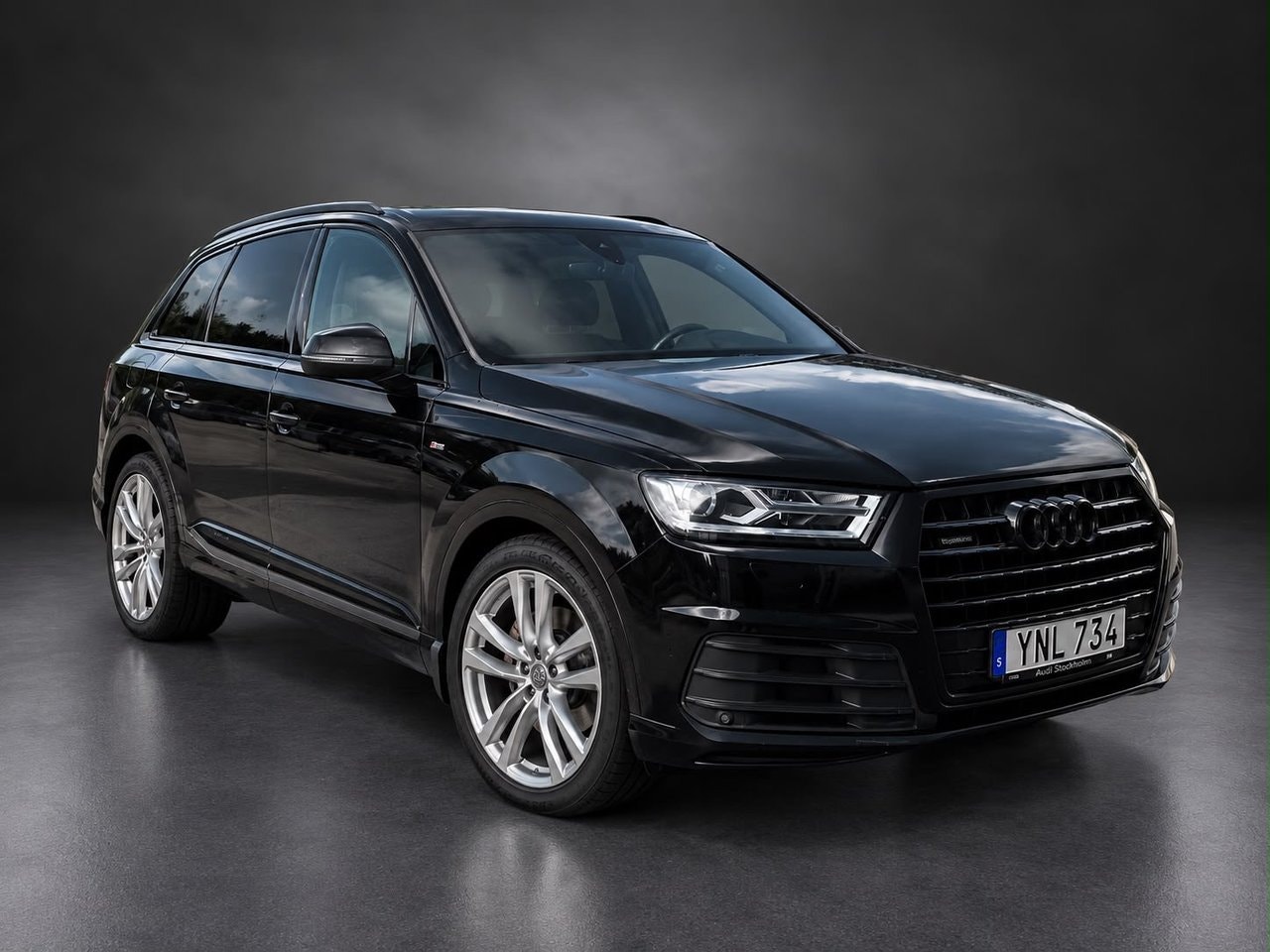 Audi Q7 218 л.с.