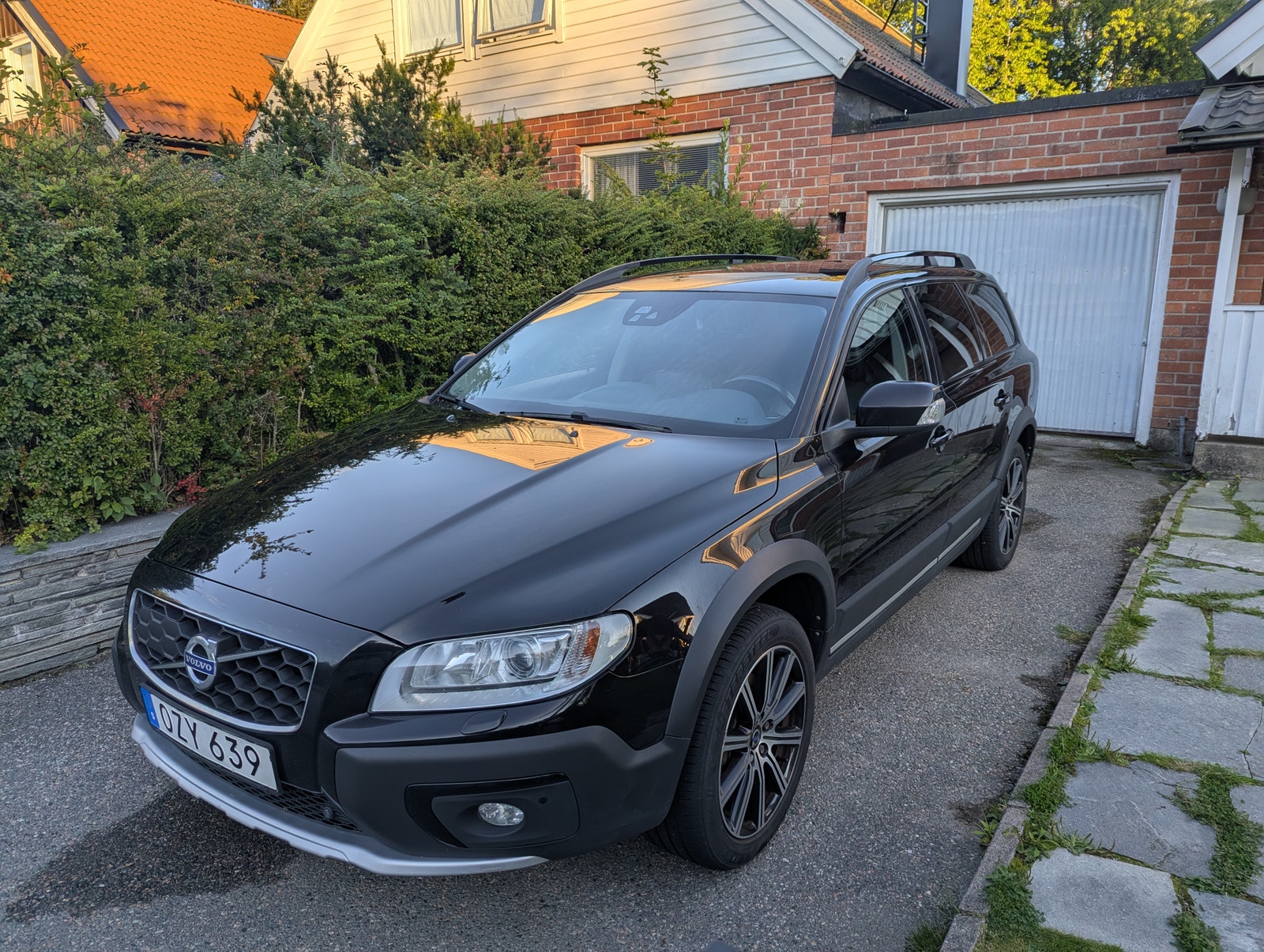 Volvo XC70 D4 Manual, 181hp, 2016