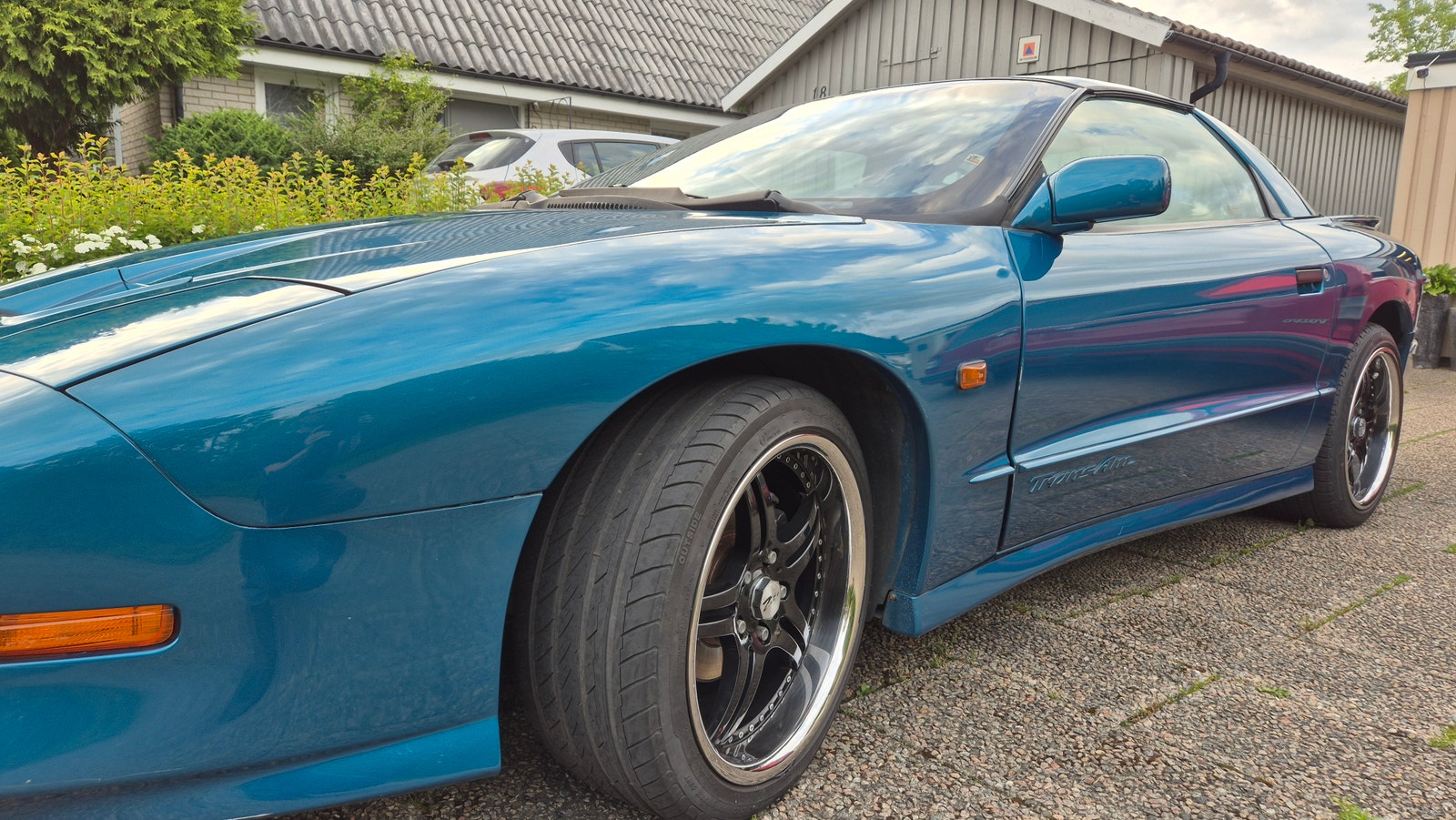 Pontiac Firebird 5.7 V8 SFI Hydra-Matic, 261hk, 1995