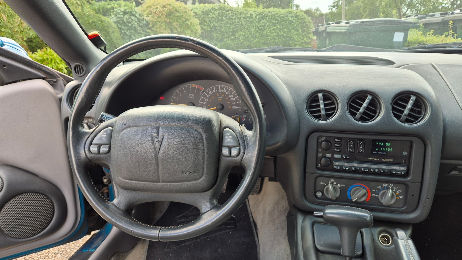 Pontiac Firebird 5.7 V8 SFI Hydra-Matic, 261hk, 1995