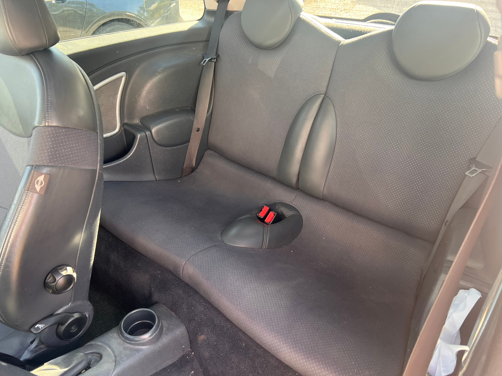 MINI Cooper S Manual, 6-trins, 163ps, 2004