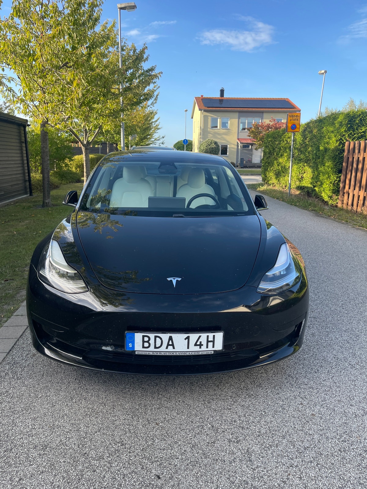 Tesla Model 3 Standard Range Plus, 325ps, 2020