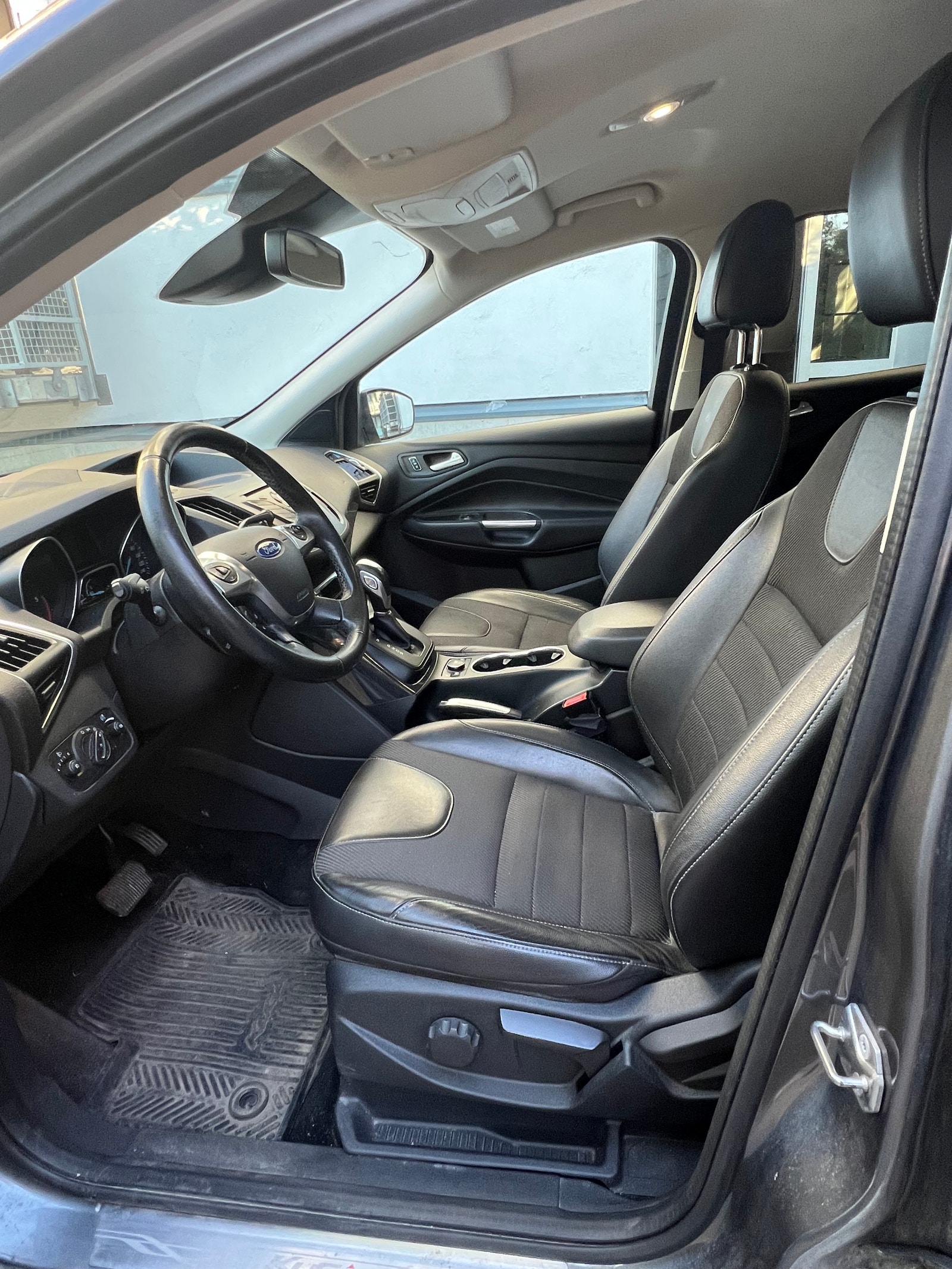 Ford Kuga 2.0 TDCi AWD Powershift, 6-trinn, 140hk, 2014