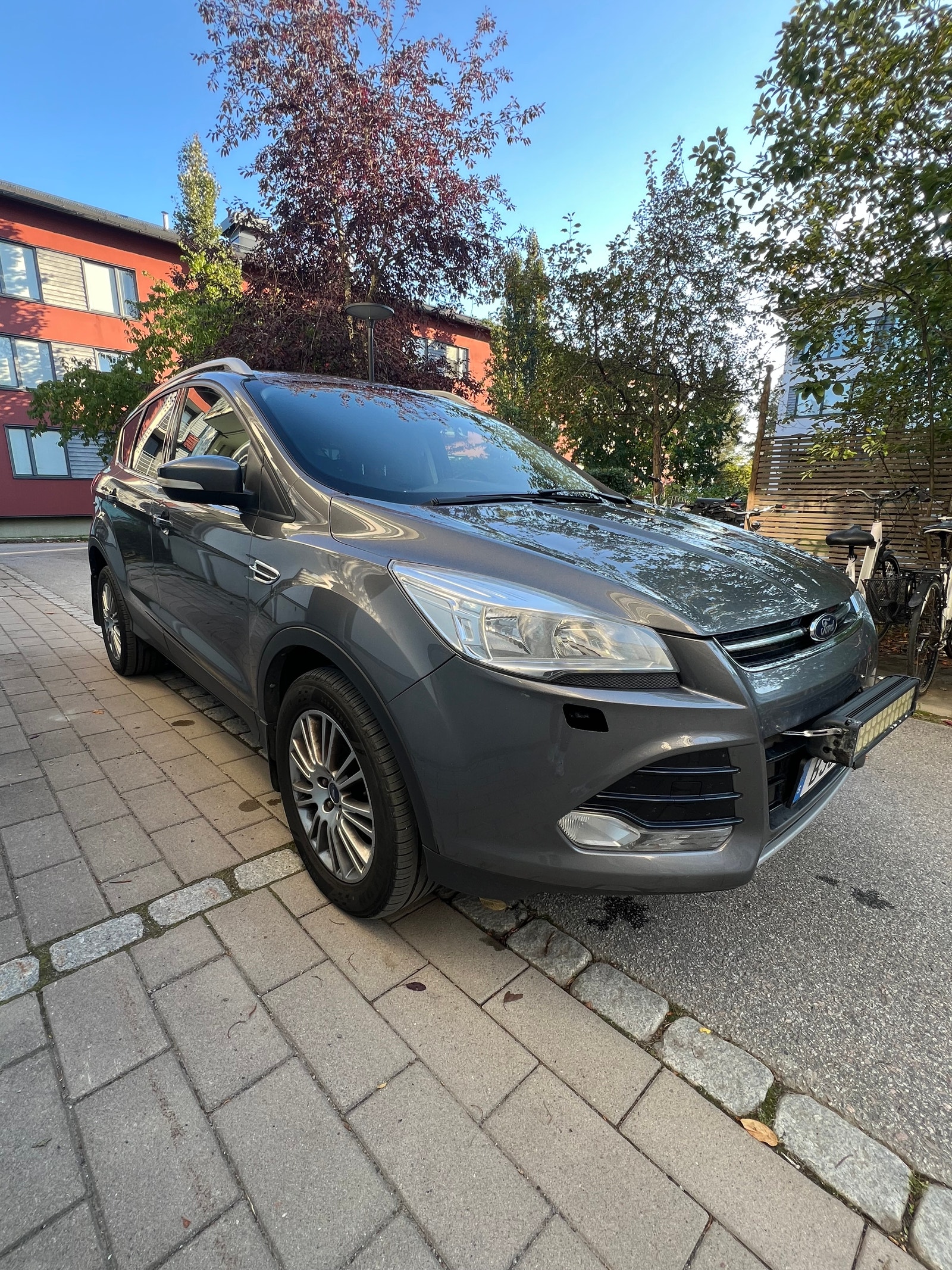 Ford Kuga 2.0 TDCi AWD Powershift, 6-trinn, 140hk, 2014