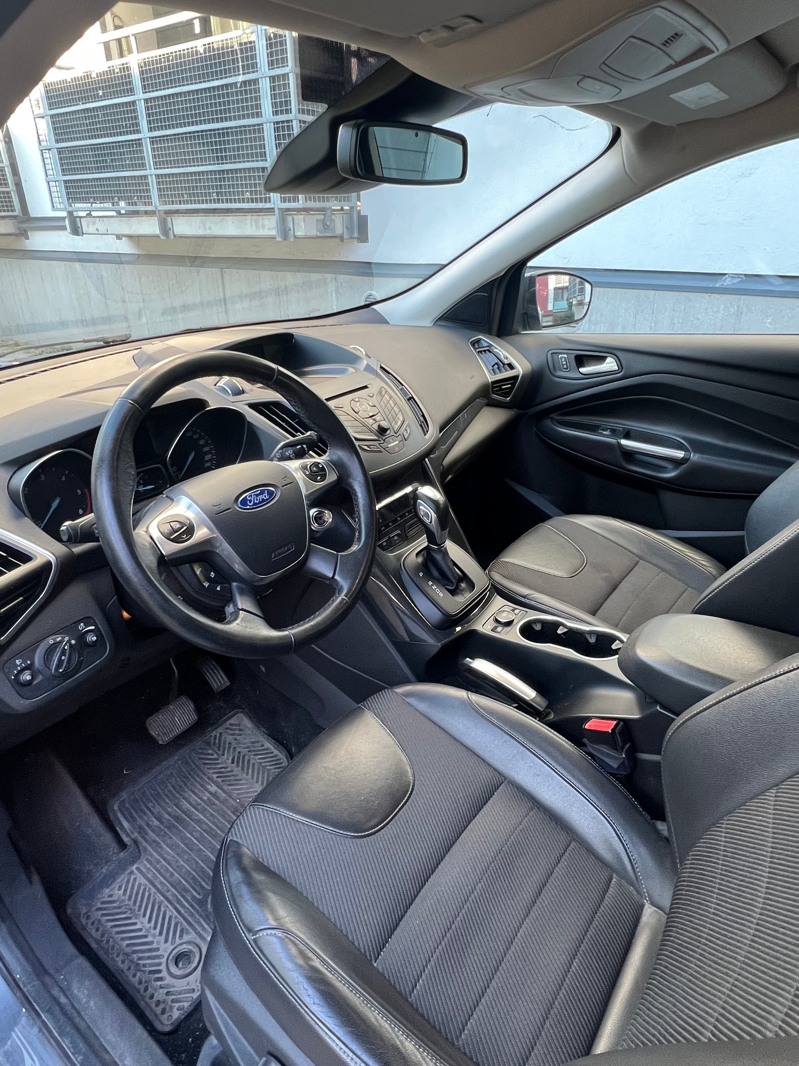 Ford Kuga 2.0 TDCi AWD Powershift, 6-trinn, 140hk, 2014
