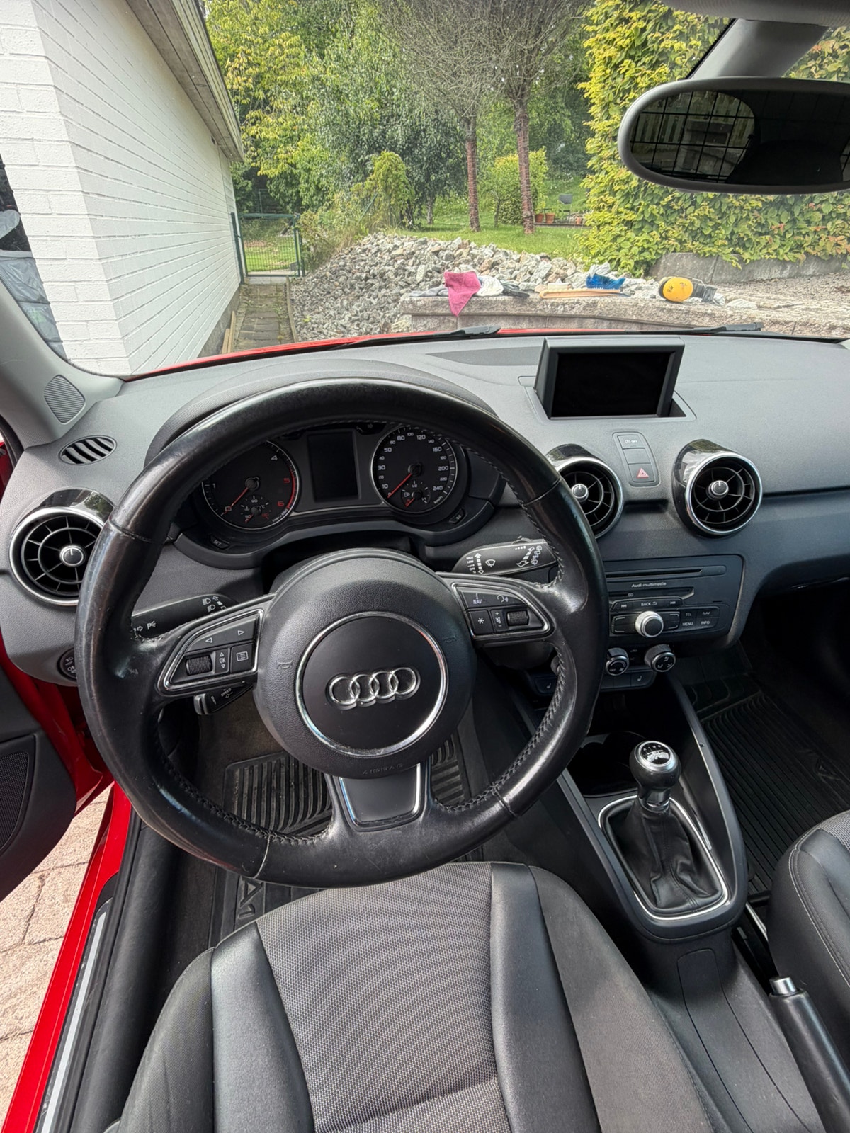 Audi A1 1.6 TDI  Manual, 5-trins, 105ps, 2011